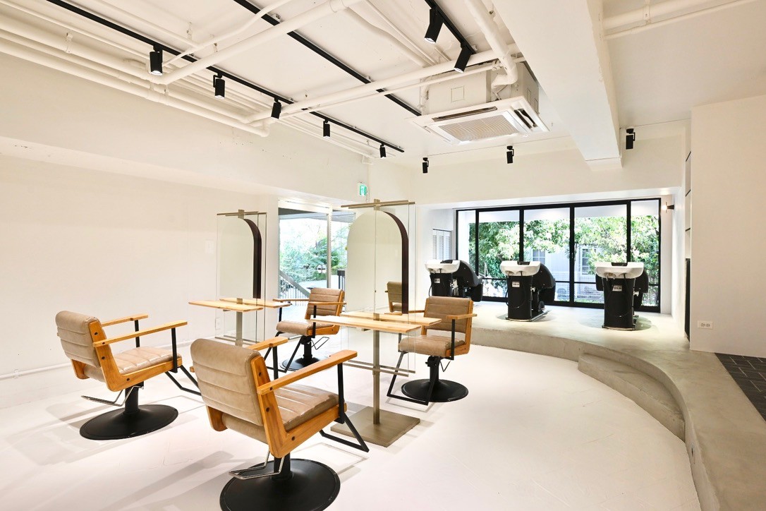 SPACIUM by UNBIRTHDAY の店内
